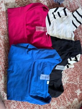 As revival (altard state) size medium/large. Semi crop long sleeves.